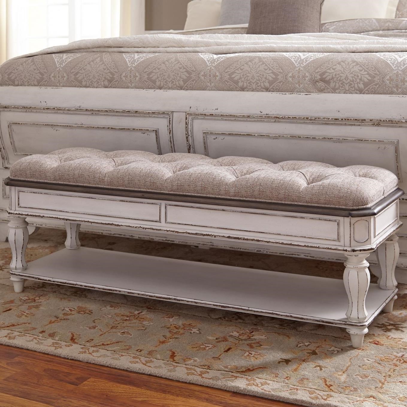 Liberty Furniture Magnolia Manor Traditional Upholstered Bed Bench